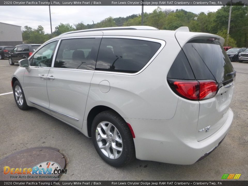 2020 Chrysler Pacifica Touring L Plus Luxury White Pearl / Black Photo #3