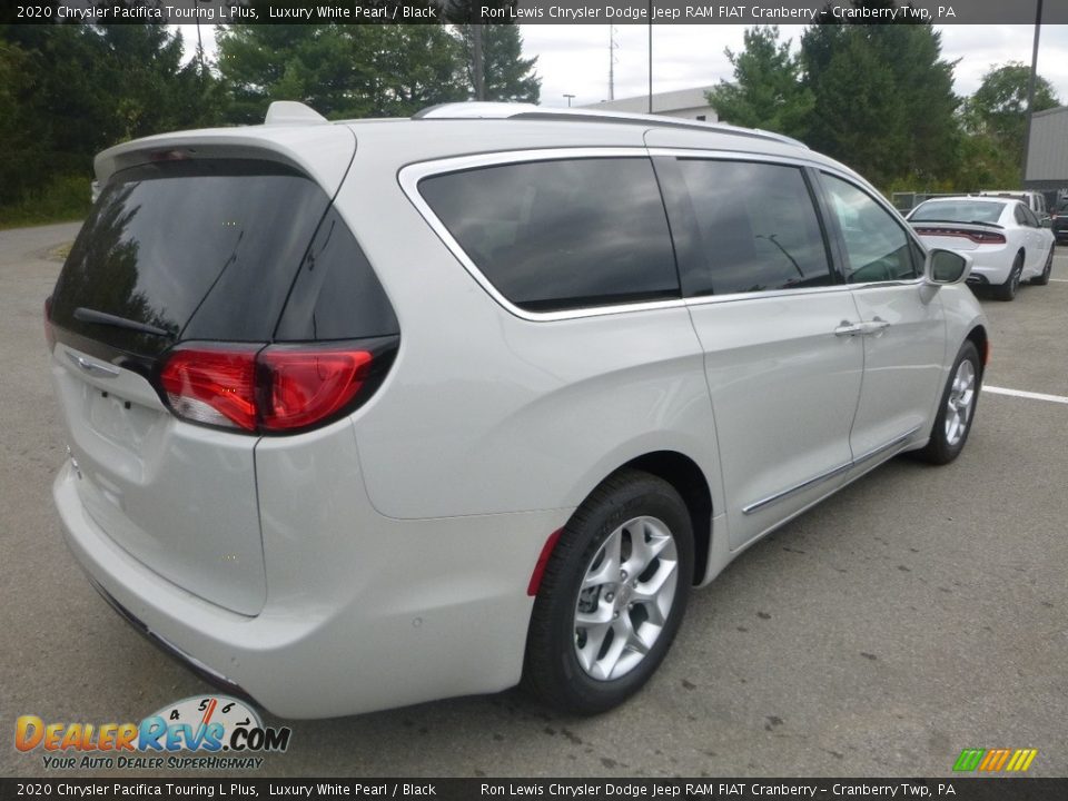 2020 Chrysler Pacifica Touring L Plus Luxury White Pearl / Black Photo #5