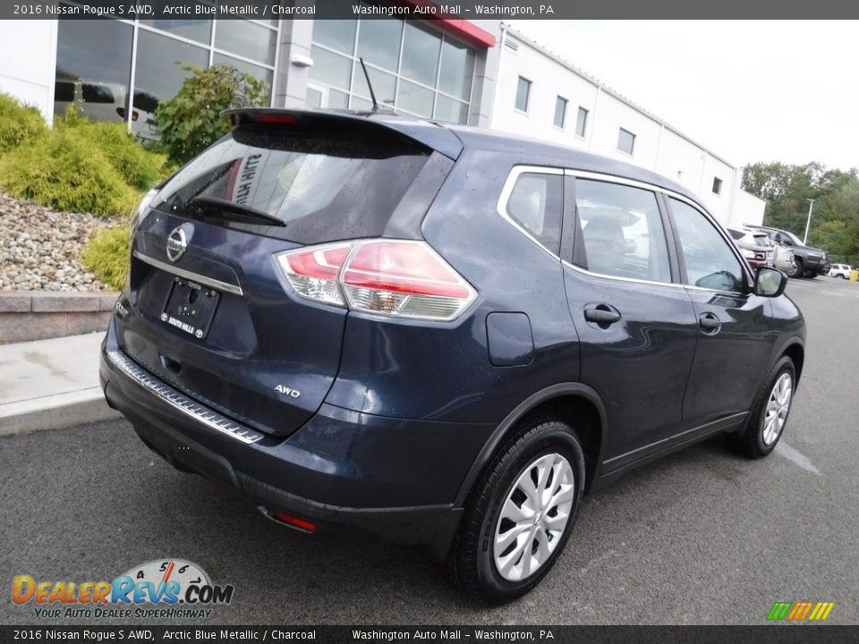 2016 Nissan Rogue S AWD Arctic Blue Metallic / Charcoal Photo #9