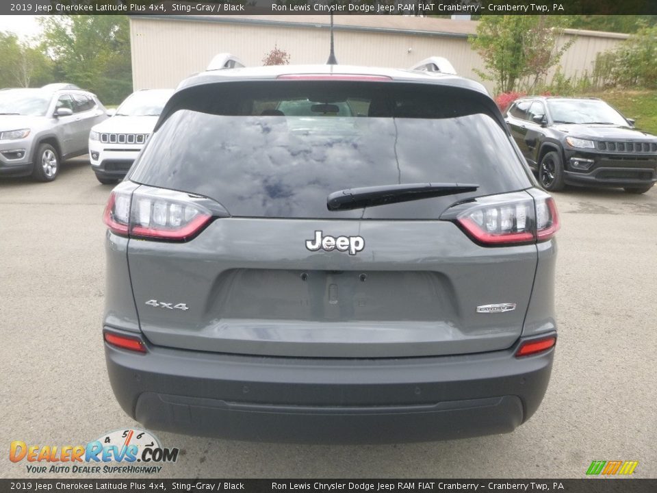 2019 Jeep Cherokee Latitude Plus 4x4 Sting-Gray / Black Photo #4