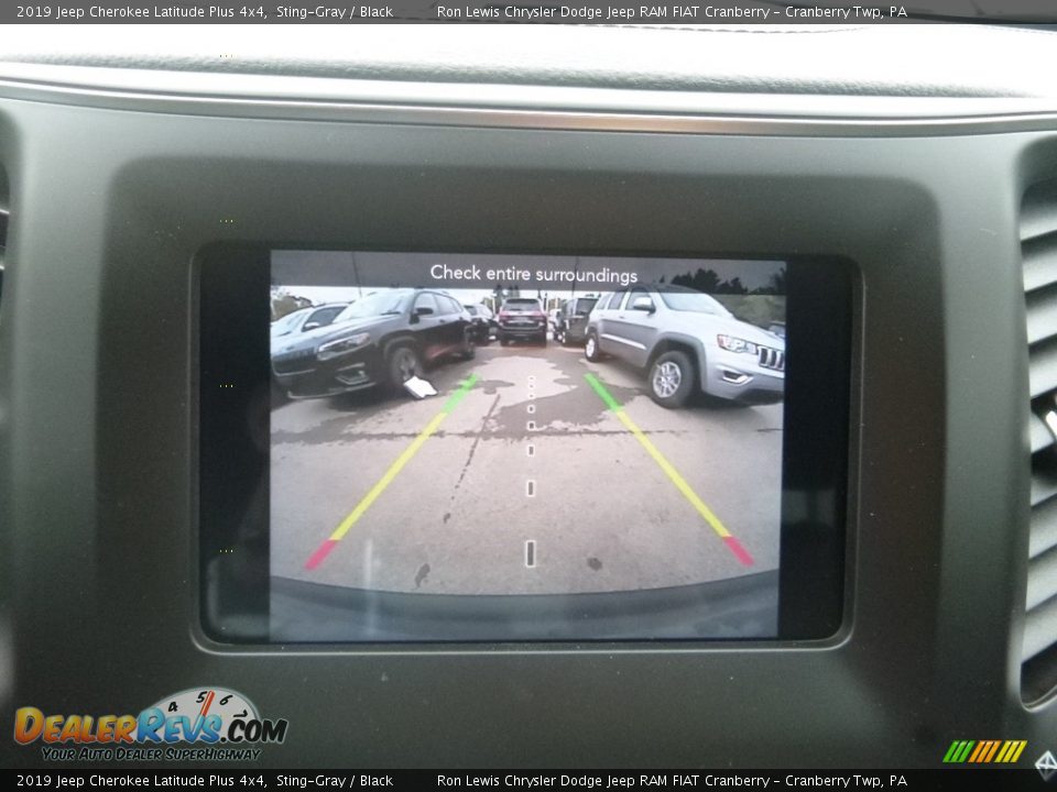 2019 Jeep Cherokee Latitude Plus 4x4 Sting-Gray / Black Photo #17
