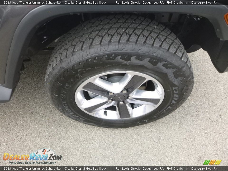 2019 Jeep Wrangler Unlimited Sahara 4x4 Granite Crystal Metallic / Black Photo #9