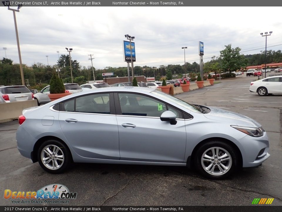 2017 Chevrolet Cruze LT Arctic Blue Metallic / Jet Black Photo #10