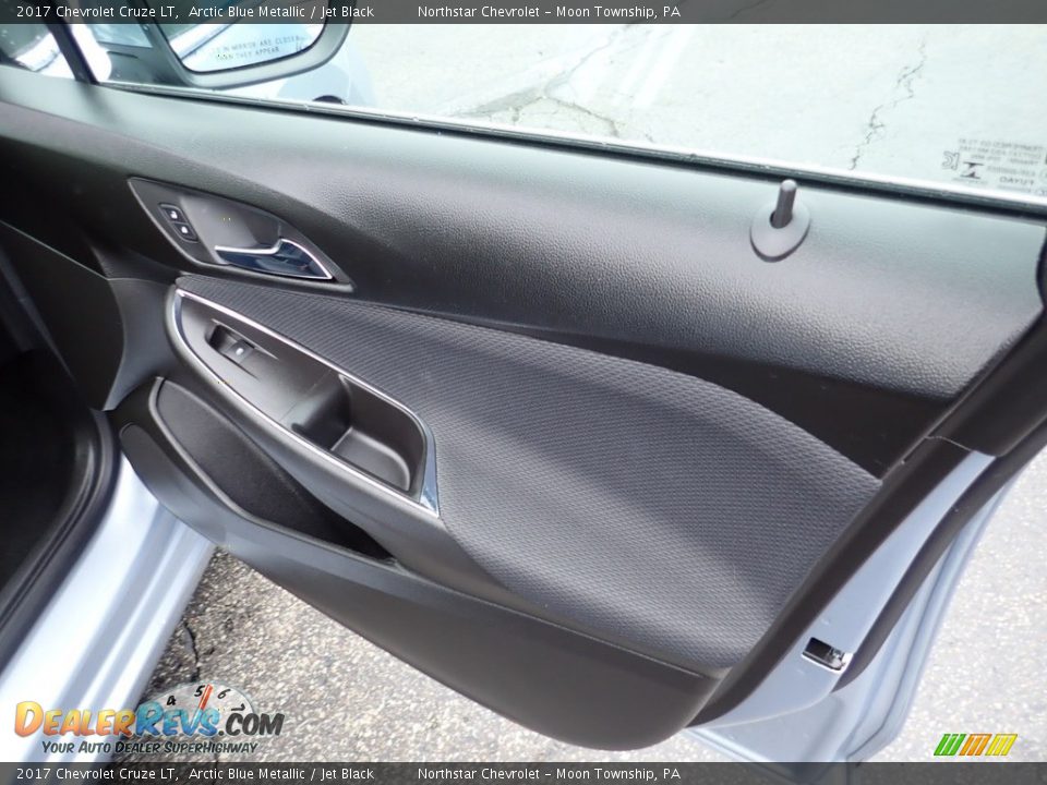 2017 Chevrolet Cruze LT Arctic Blue Metallic / Jet Black Photo #17