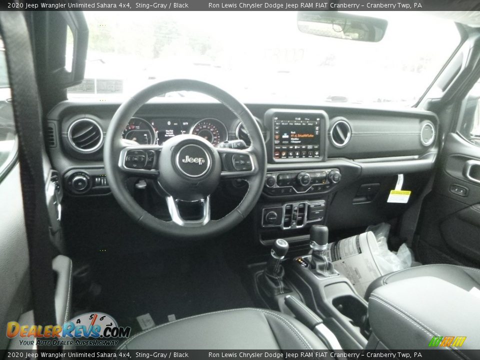 2020 Jeep Wrangler Unlimited Sahara 4x4 Sting-Gray / Black Photo #14