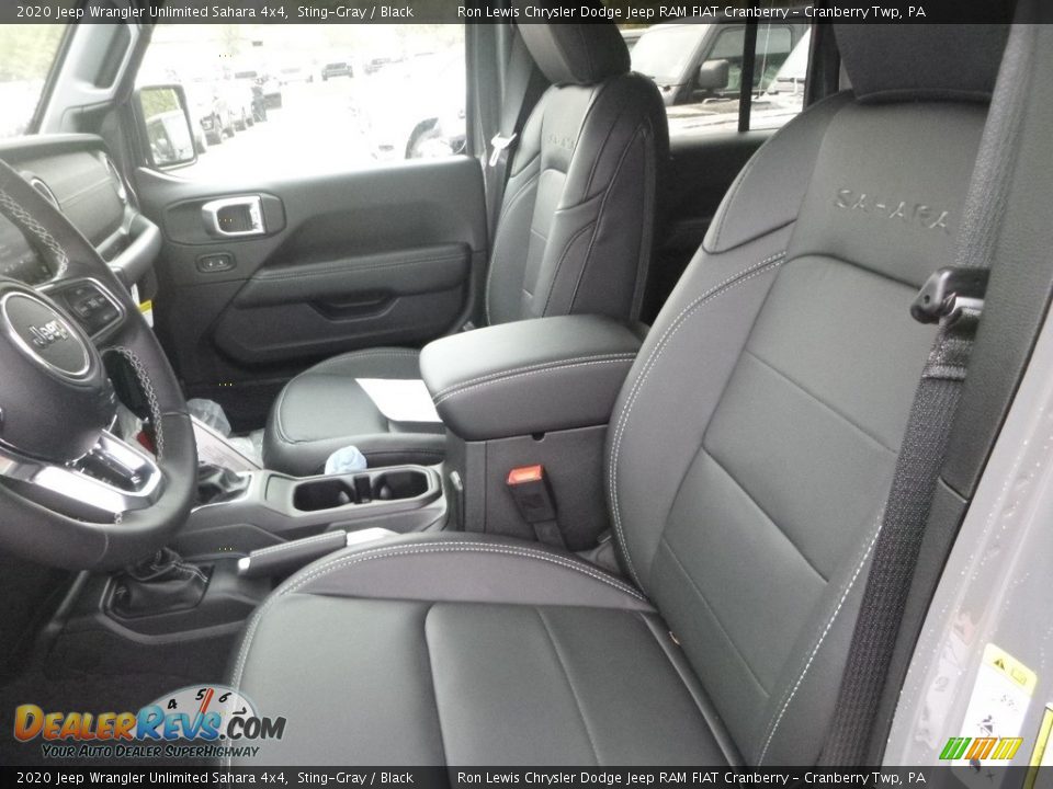 2020 Jeep Wrangler Unlimited Sahara 4x4 Sting-Gray / Black Photo #15