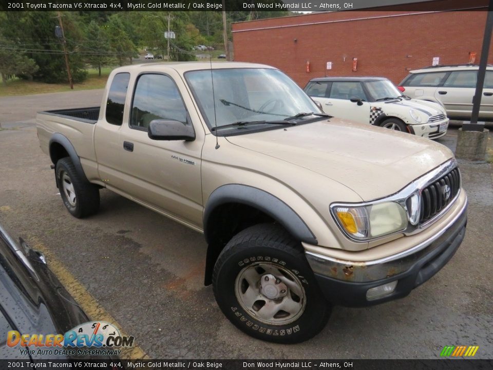 2001 Toyota Tacoma V6 Xtracab 4x4 Mystic Gold Metallic / Oak Beige Photo #2