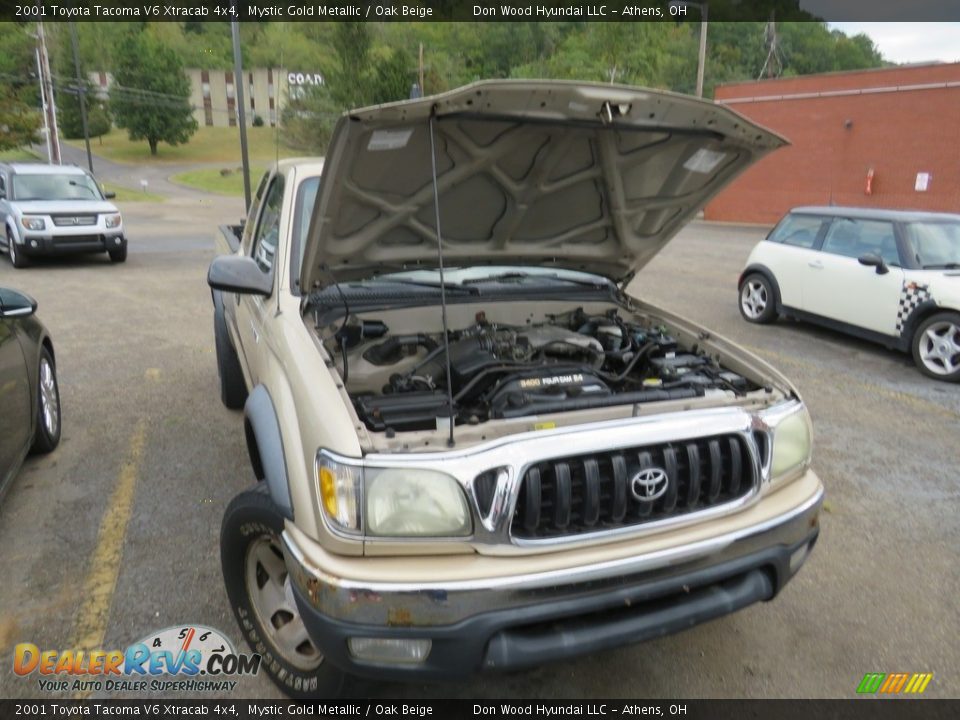 2001 Toyota Tacoma V6 Xtracab 4x4 Mystic Gold Metallic / Oak Beige Photo #5