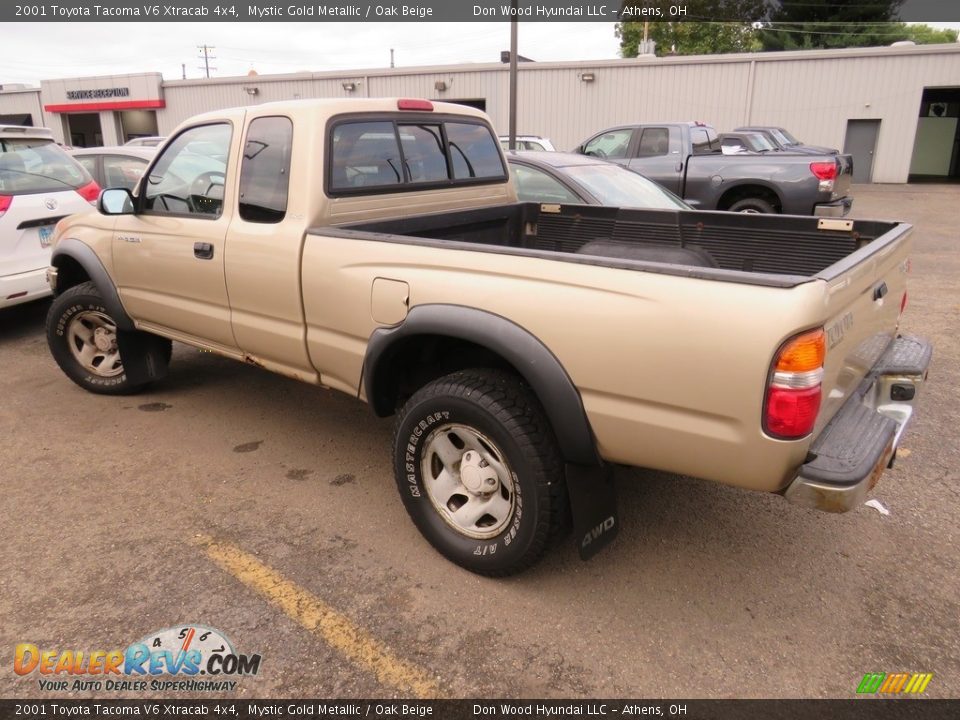 2001 Toyota Tacoma V6 Xtracab 4x4 Mystic Gold Metallic / Oak Beige Photo #9