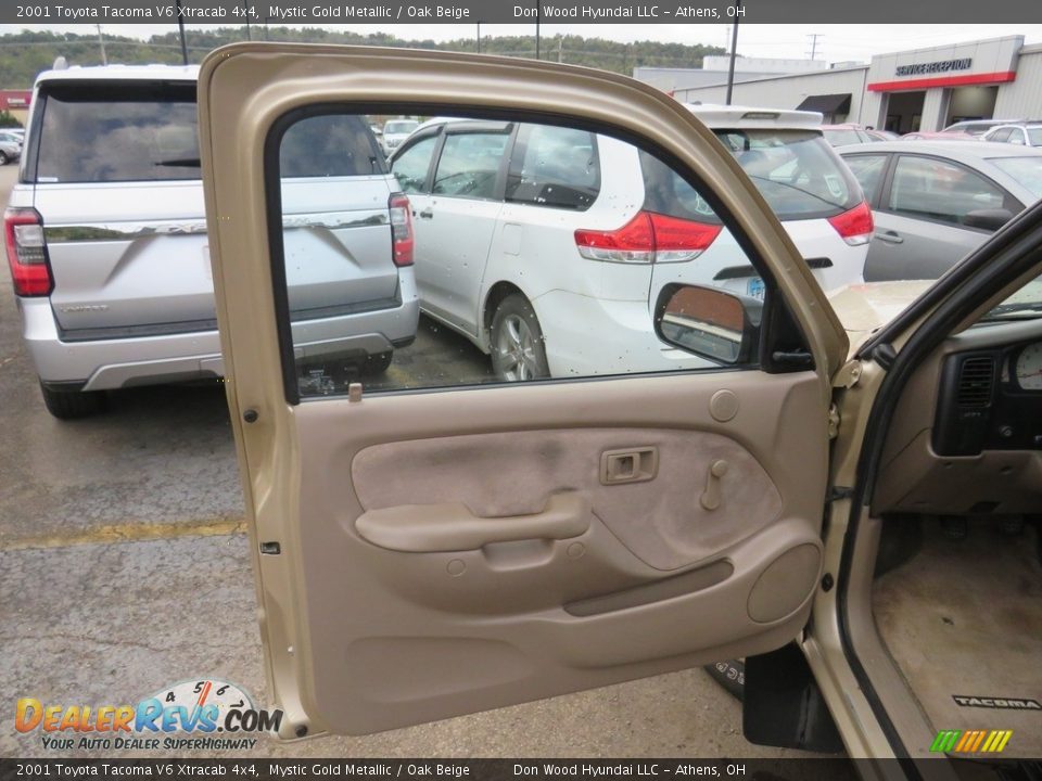 2001 Toyota Tacoma V6 Xtracab 4x4 Mystic Gold Metallic / Oak Beige Photo #15