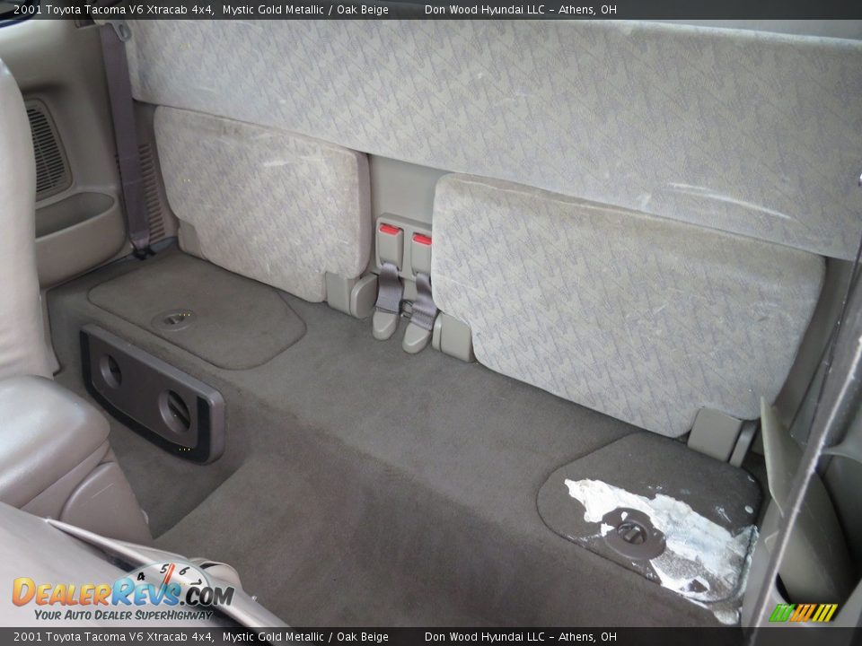 2001 Toyota Tacoma V6 Xtracab 4x4 Mystic Gold Metallic / Oak Beige Photo #18