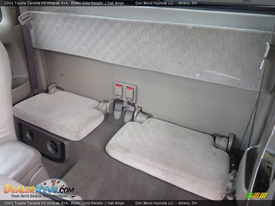 2001 Toyota Tacoma V6 Xtracab 4x4 Mystic Gold Metallic / Oak Beige Photo #19