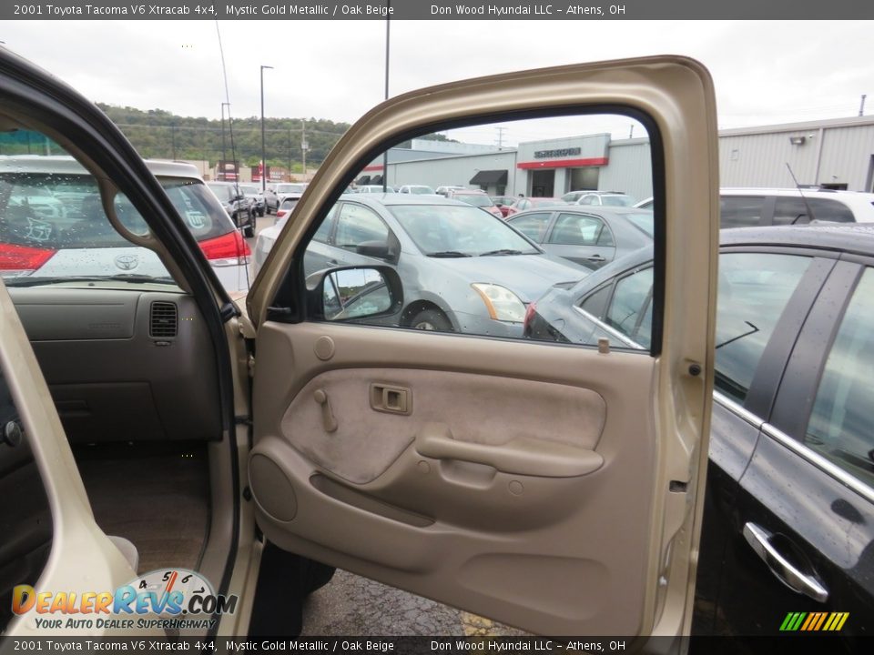 2001 Toyota Tacoma V6 Xtracab 4x4 Mystic Gold Metallic / Oak Beige Photo #20