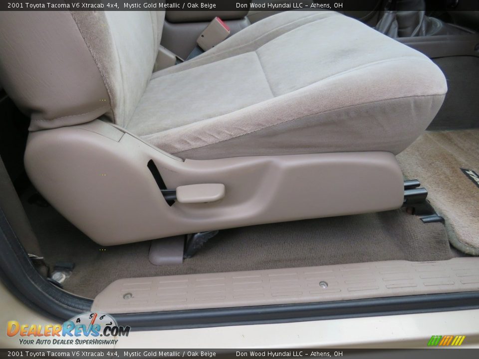 2001 Toyota Tacoma V6 Xtracab 4x4 Mystic Gold Metallic / Oak Beige Photo #21