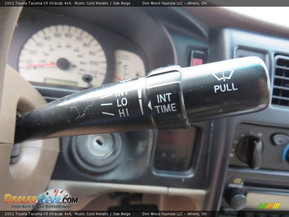 2001 Toyota Tacoma V6 Xtracab 4x4 Mystic Gold Metallic / Oak Beige Photo #25