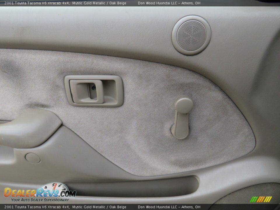 2001 Toyota Tacoma V6 Xtracab 4x4 Mystic Gold Metallic / Oak Beige Photo #27