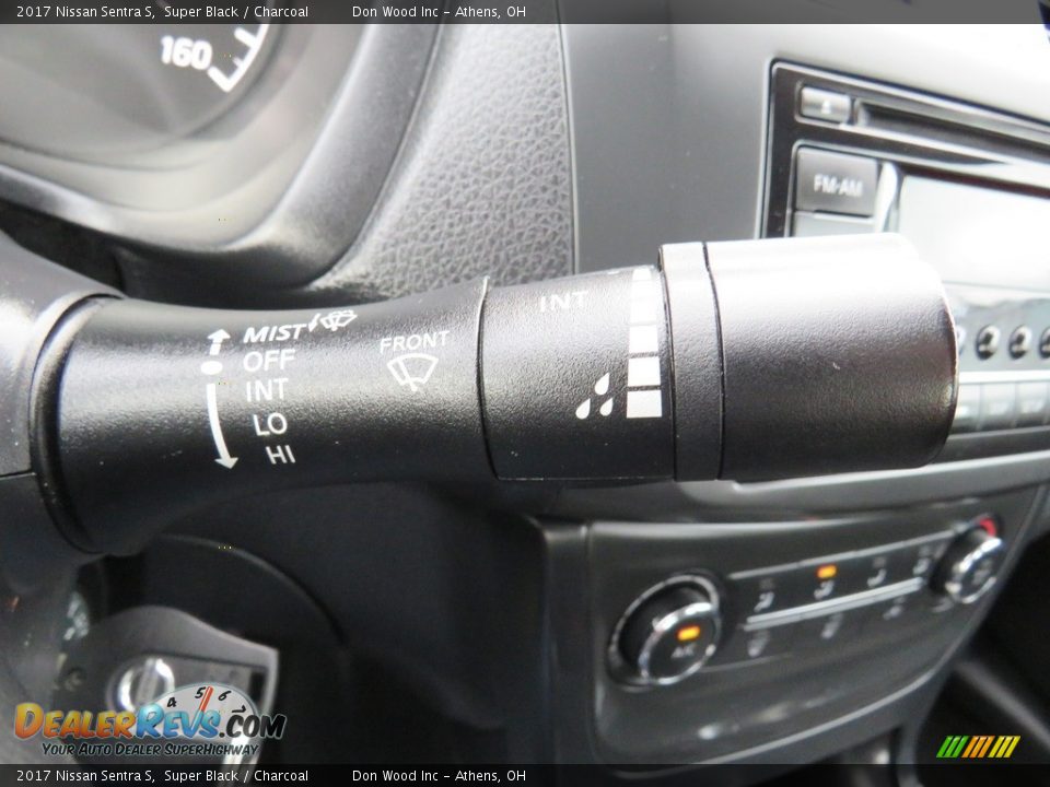 2017 Nissan Sentra S Super Black / Charcoal Photo #30