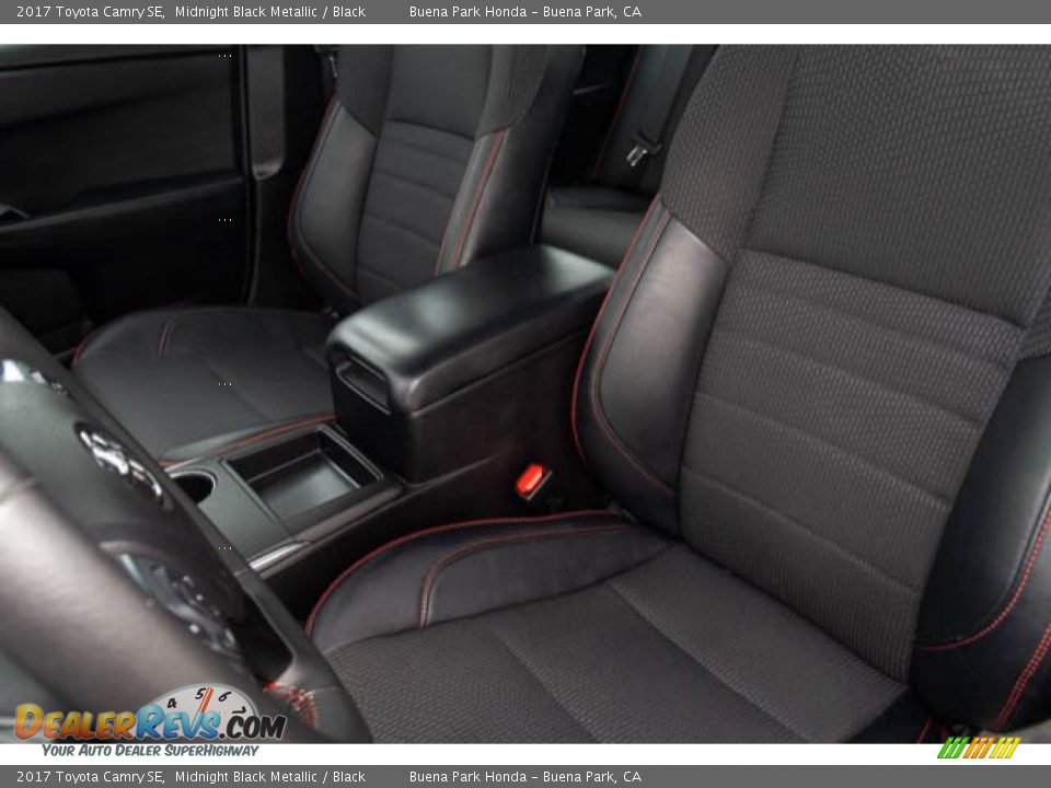 2017 Toyota Camry SE Midnight Black Metallic / Black Photo #14