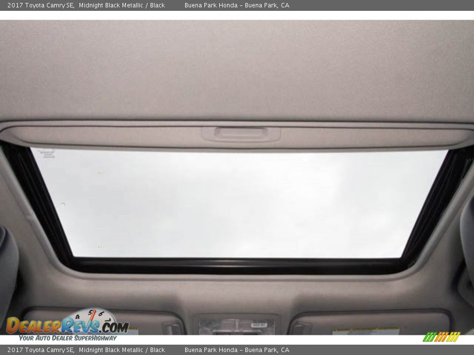 2017 Toyota Camry SE Midnight Black Metallic / Black Photo #15