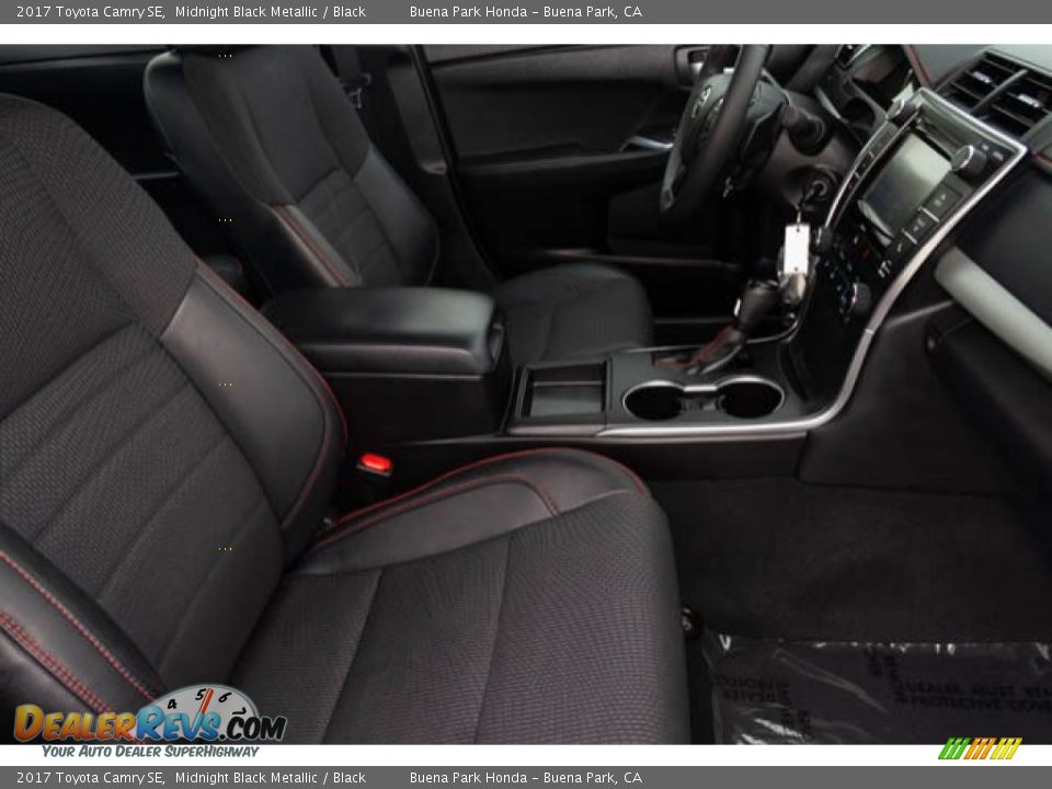 2017 Toyota Camry SE Midnight Black Metallic / Black Photo #20