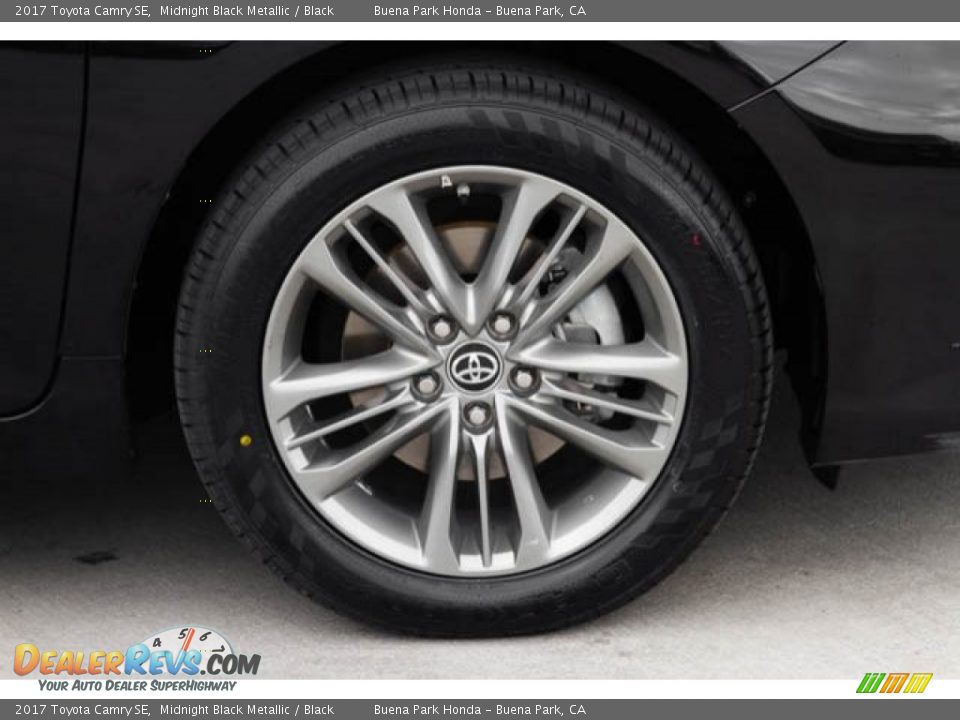 2017 Toyota Camry SE Midnight Black Metallic / Black Photo #32