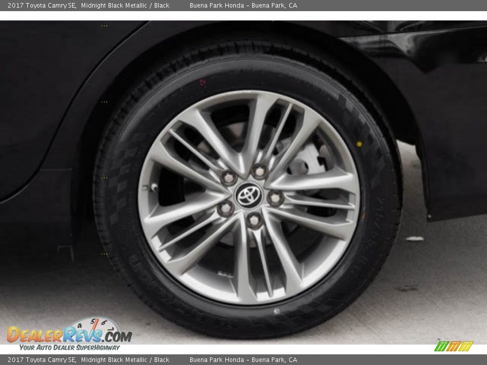 2017 Toyota Camry SE Midnight Black Metallic / Black Photo #33