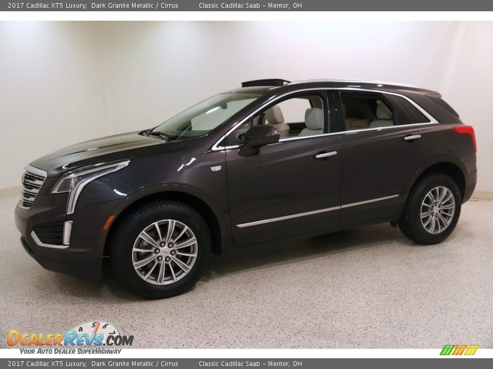 2017 Cadillac XT5 Luxury Dark Granite Metallic / Cirrus Photo #3
