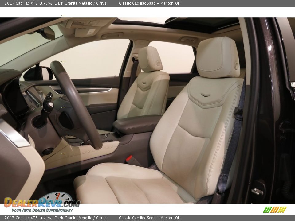 2017 Cadillac XT5 Luxury Dark Granite Metallic / Cirrus Photo #5