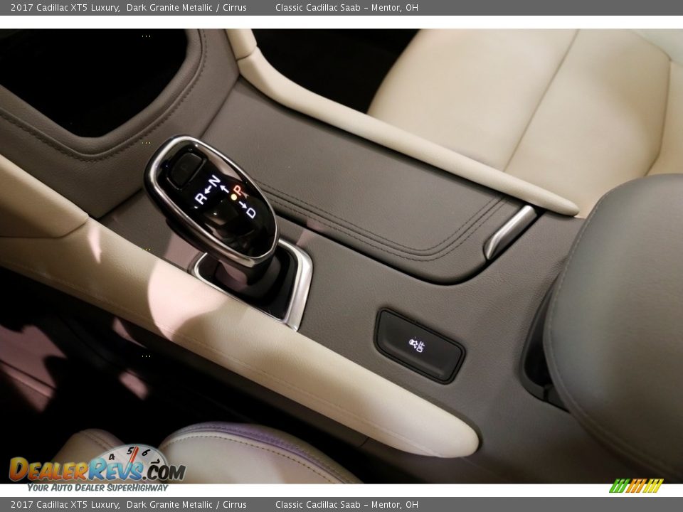 2017 Cadillac XT5 Luxury Dark Granite Metallic / Cirrus Photo #16