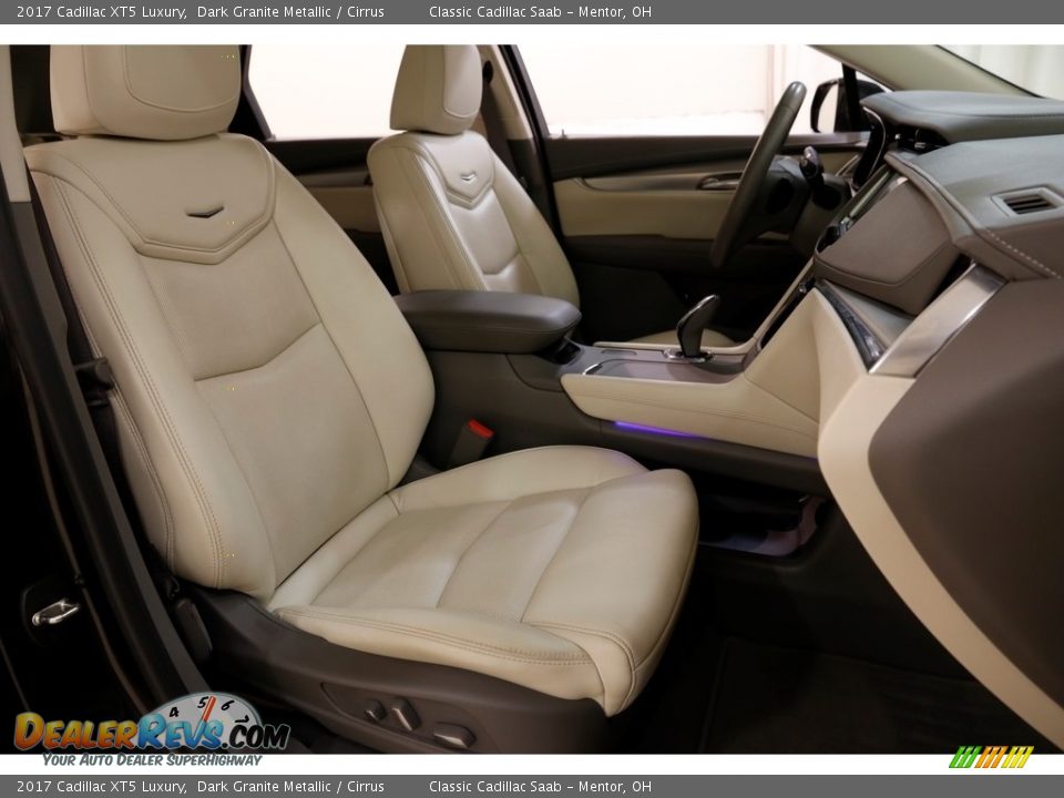 2017 Cadillac XT5 Luxury Dark Granite Metallic / Cirrus Photo #18