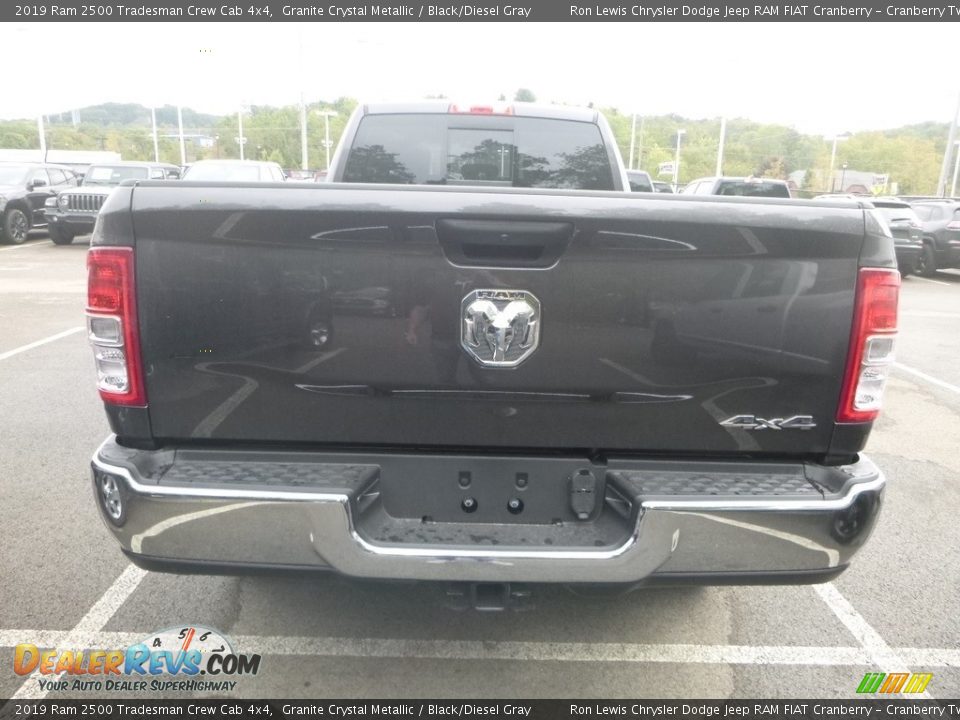 2019 Ram 2500 Tradesman Crew Cab 4x4 Granite Crystal Metallic / Black/Diesel Gray Photo #4