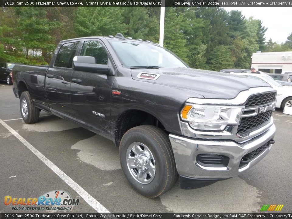 Front 3/4 View of 2019 Ram 2500 Tradesman Crew Cab 4x4 Photo #7