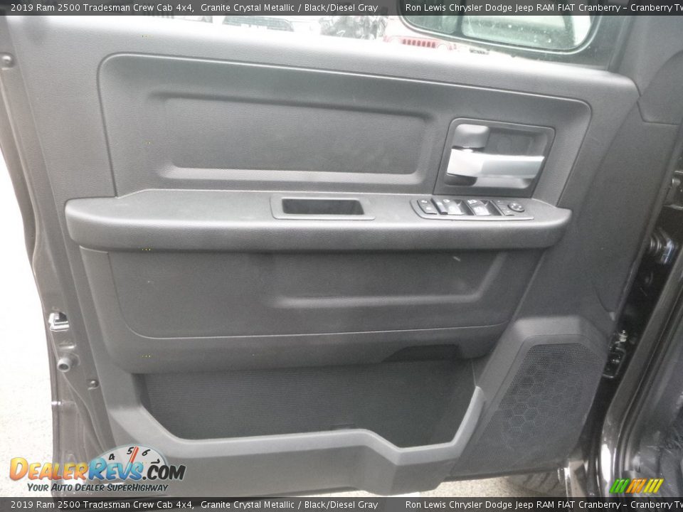 2019 Ram 2500 Tradesman Crew Cab 4x4 Granite Crystal Metallic / Black/Diesel Gray Photo #14