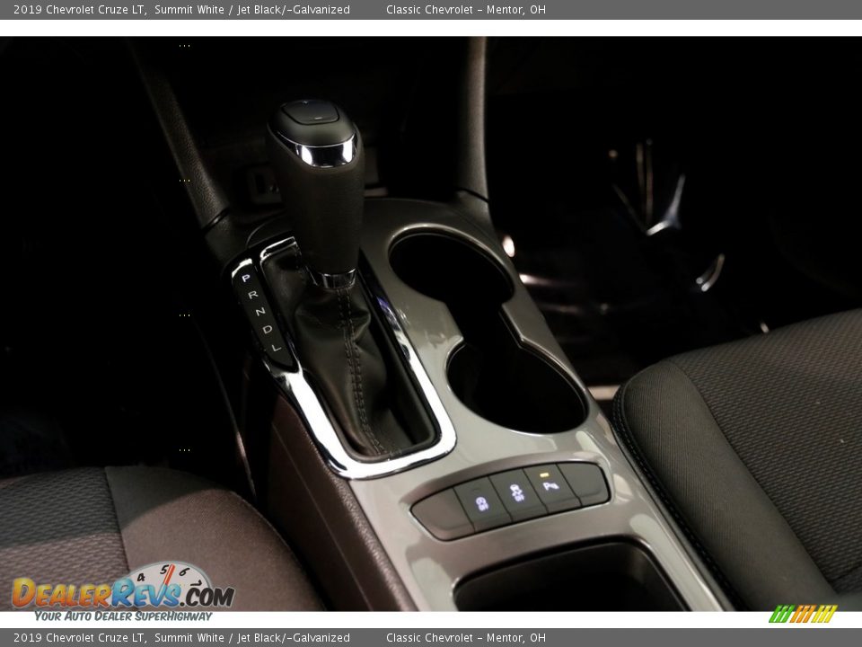 2019 Chevrolet Cruze LT Summit White / Jet Black/­Galvanized Photo #16