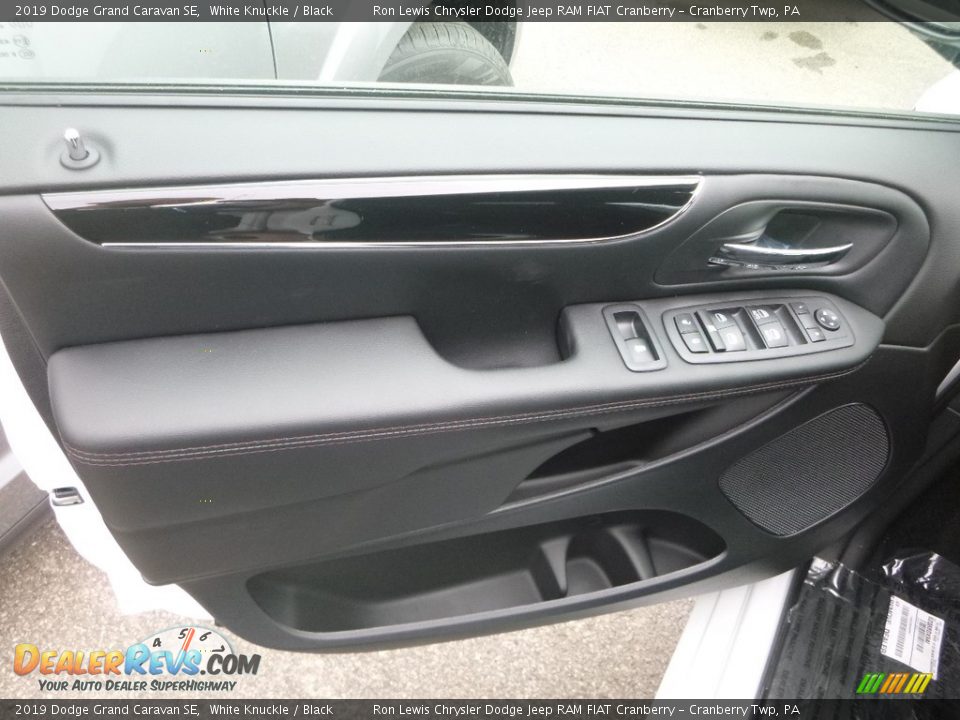 2019 Dodge Grand Caravan SE White Knuckle / Black Photo #13
