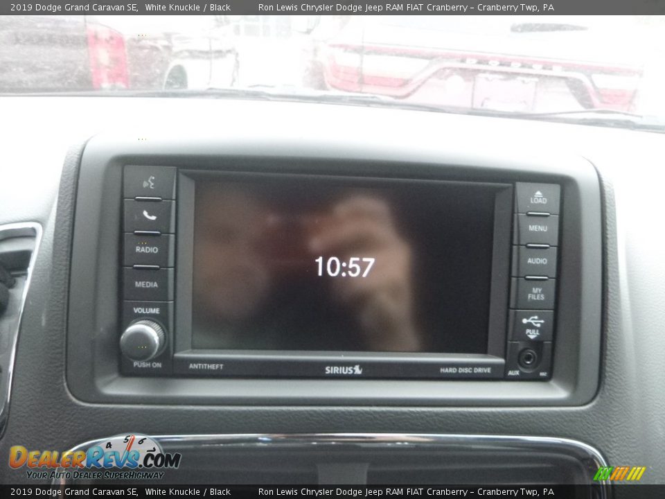 2019 Dodge Grand Caravan SE White Knuckle / Black Photo #16