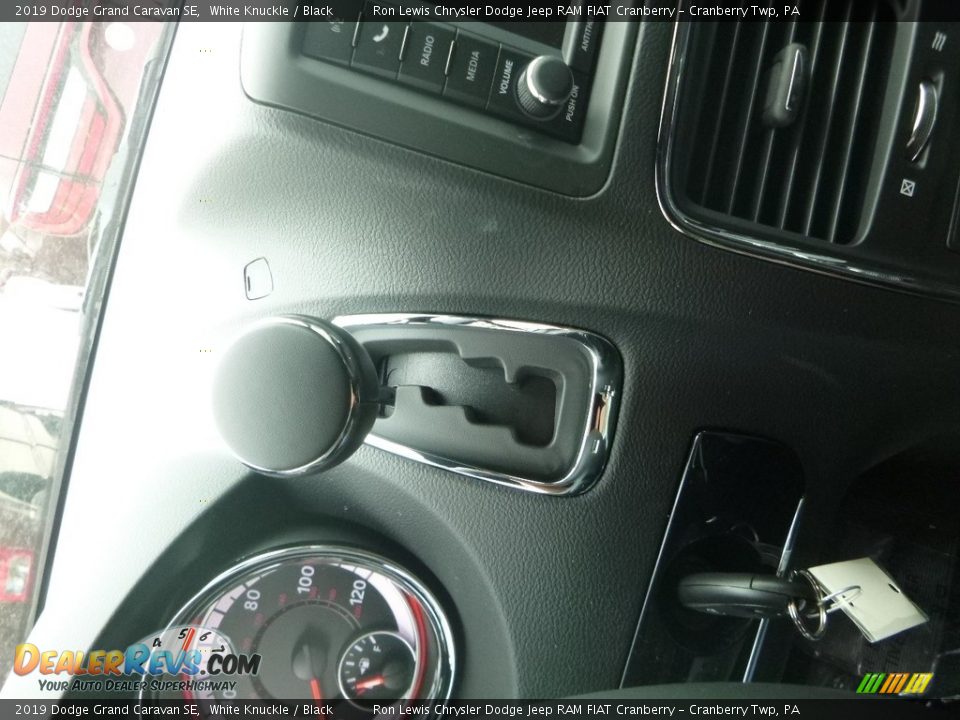 2019 Dodge Grand Caravan SE White Knuckle / Black Photo #20