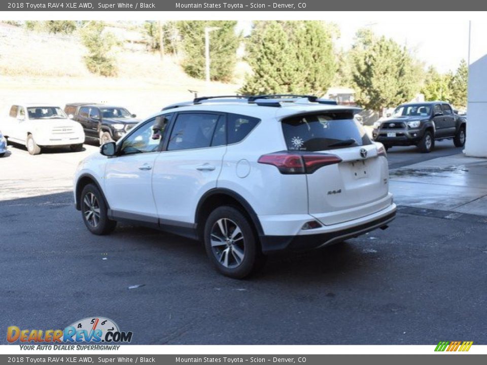 2018 Toyota RAV4 XLE AWD Super White / Black Photo #4