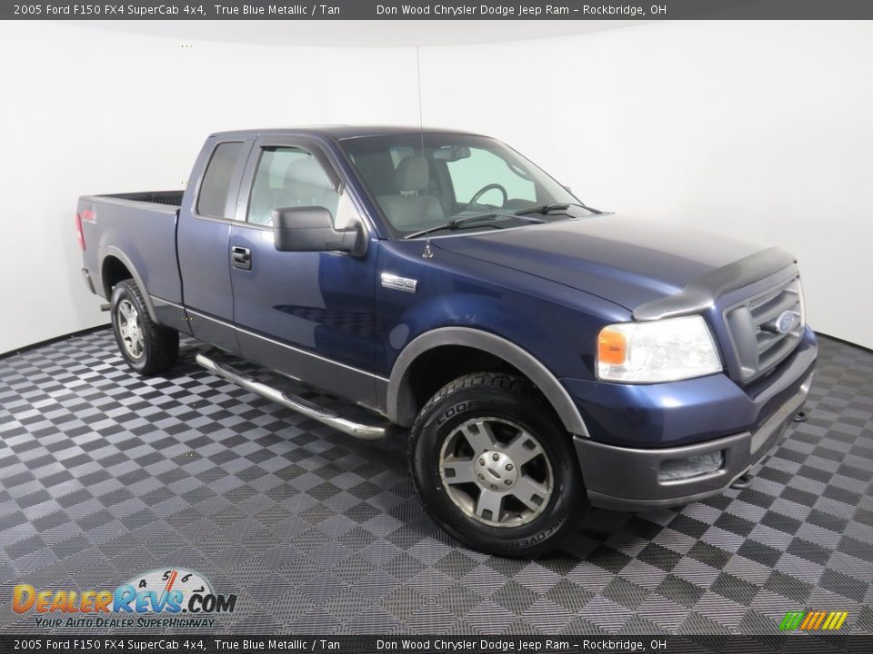2005 Ford F150 FX4 SuperCab 4x4 True Blue Metallic / Tan Photo #2