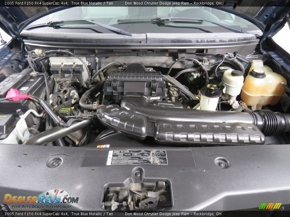 2005 Ford F150 FX4 SuperCab 4x4 True Blue Metallic / Tan Photo #6