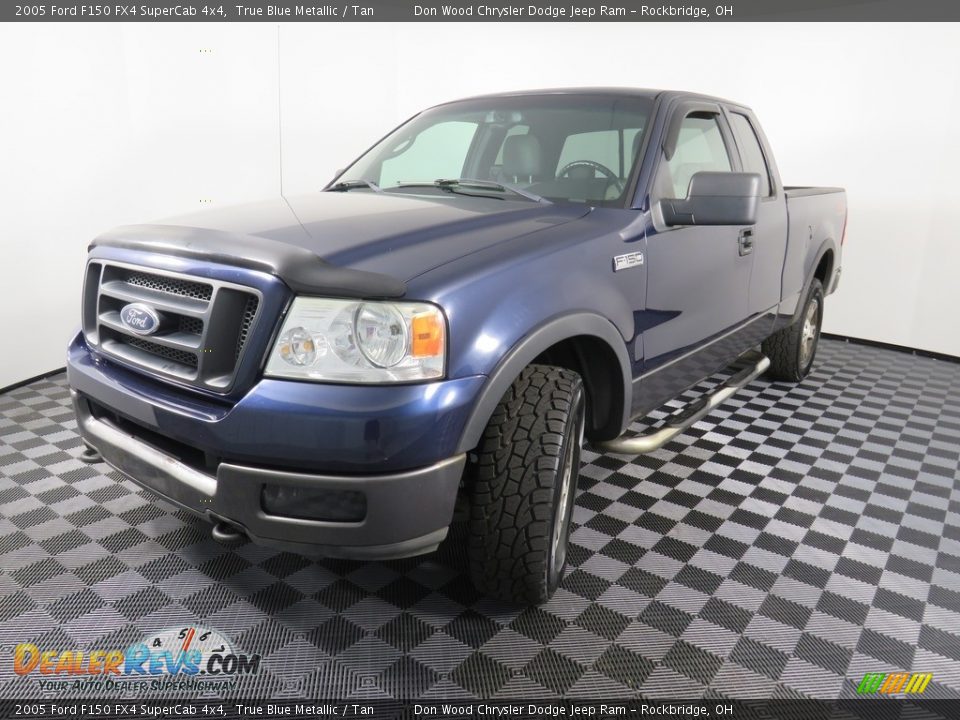 2005 Ford F150 FX4 SuperCab 4x4 True Blue Metallic / Tan Photo #7