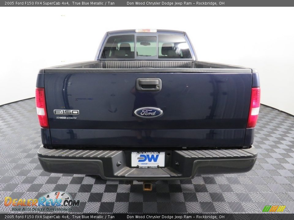 2005 Ford F150 FX4 SuperCab 4x4 True Blue Metallic / Tan Photo #11
