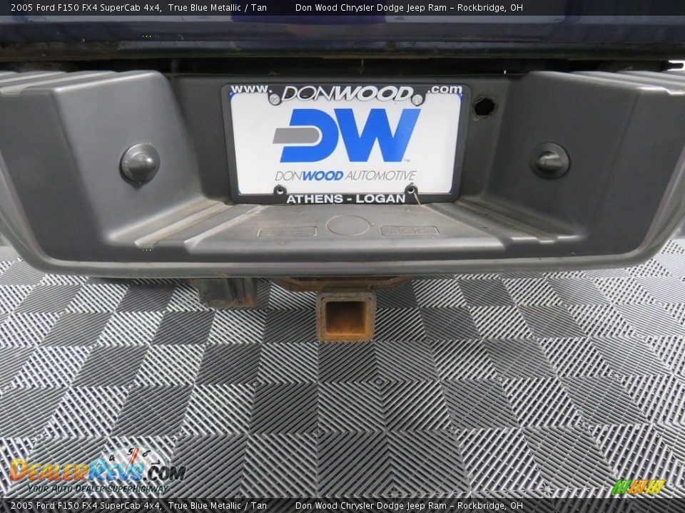 2005 Ford F150 FX4 SuperCab 4x4 True Blue Metallic / Tan Photo #12