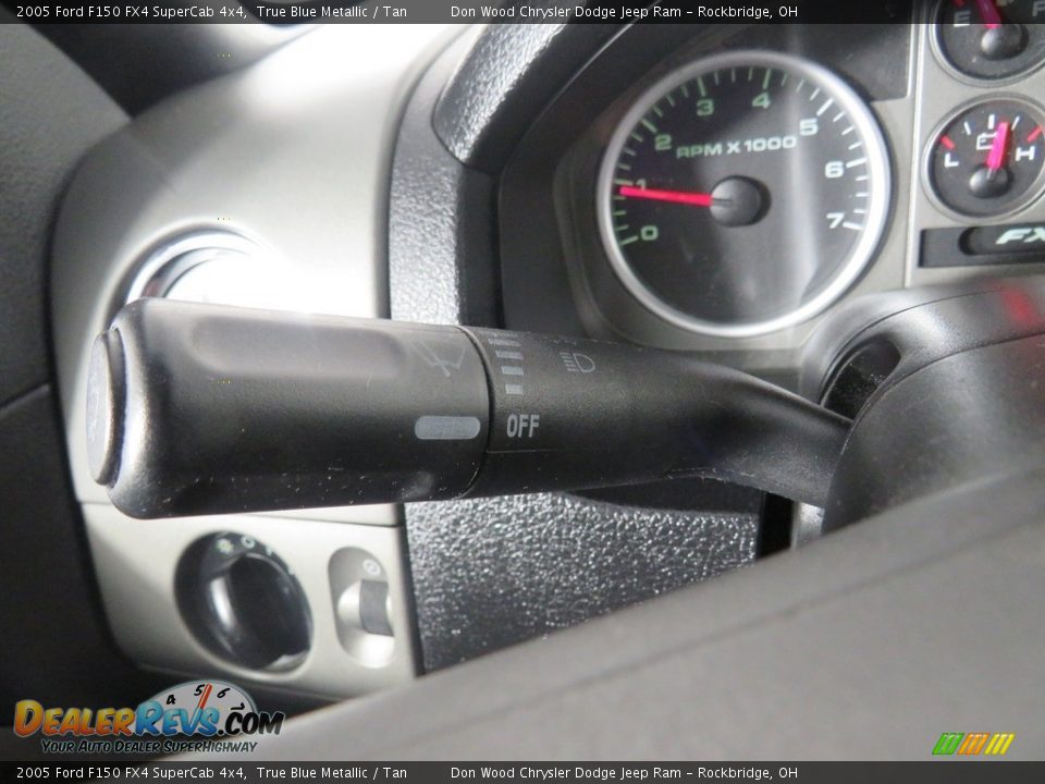2005 Ford F150 FX4 SuperCab 4x4 True Blue Metallic / Tan Photo #27