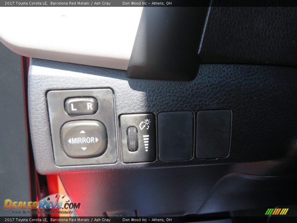 2017 Toyota Corolla LE Barcelona Red Metalic / Ash Gray Photo #34