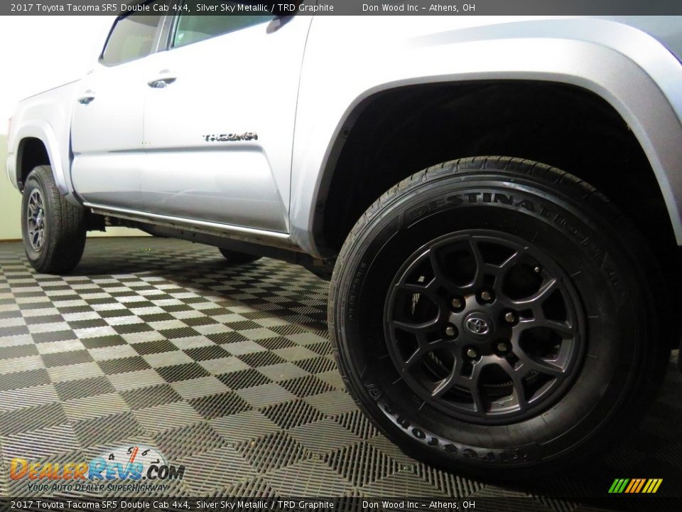 2017 Toyota Tacoma SR5 Double Cab 4x4 Silver Sky Metallic / TRD Graphite Photo #3