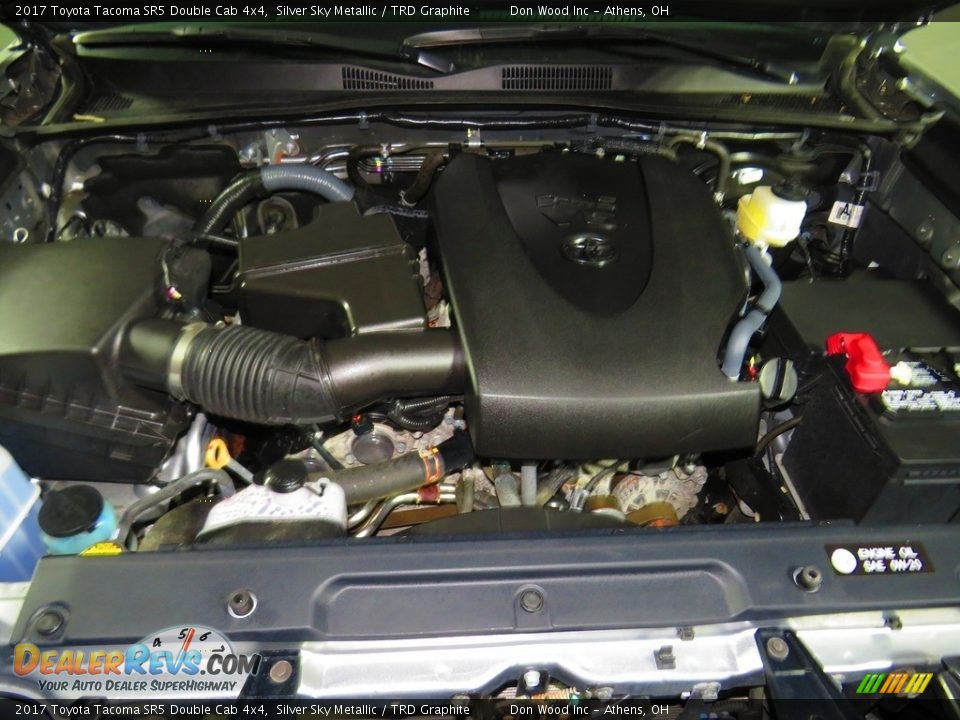 2017 Toyota Tacoma SR5 Double Cab 4x4 Silver Sky Metallic / TRD Graphite Photo #6
