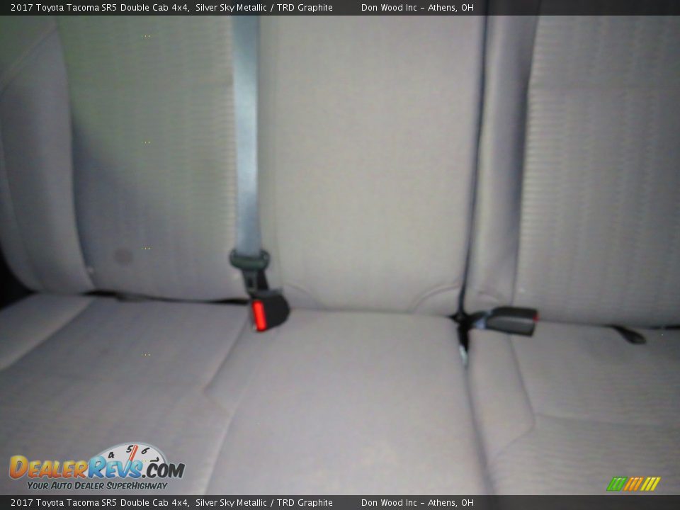 2017 Toyota Tacoma SR5 Double Cab 4x4 Silver Sky Metallic / TRD Graphite Photo #19