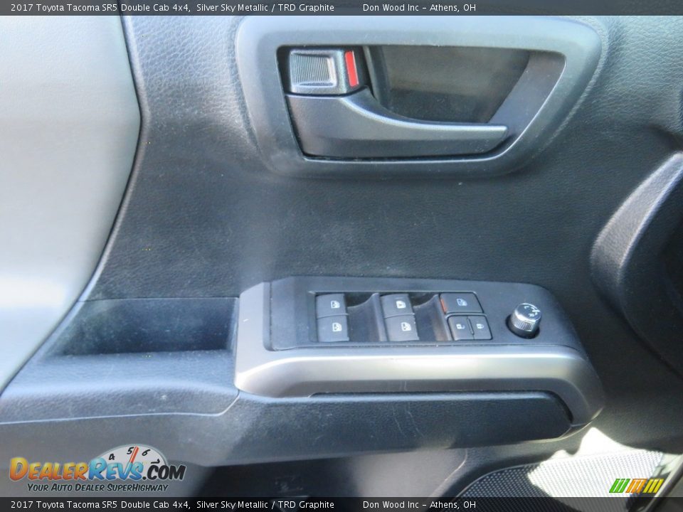 2017 Toyota Tacoma SR5 Double Cab 4x4 Silver Sky Metallic / TRD Graphite Photo #35