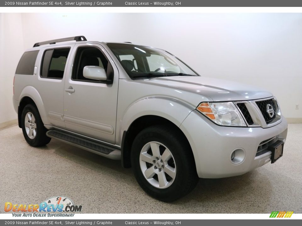 2009 Nissan Pathfinder SE 4x4 Silver Lightning / Graphite Photo #1